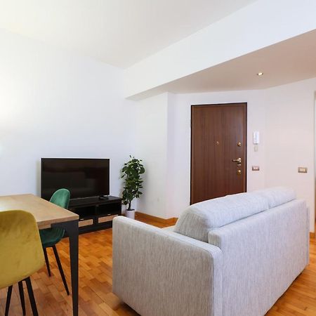 Duomo Luxury Apartment VIII Milano Dış mekan fotoğraf