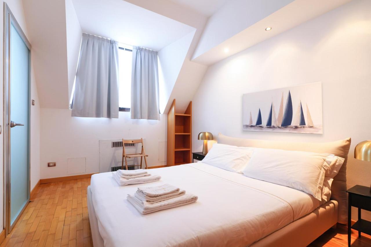 Duomo Luxury Apartment VIII Milano Dış mekan fotoğraf